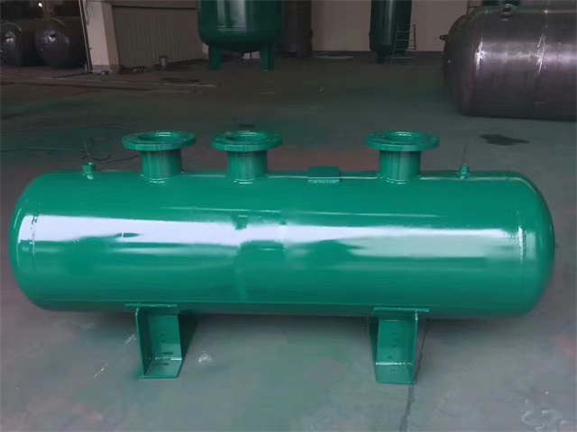 1679991473376569.jpeg 城步城步城步蒸汽分气缸1.jpeg